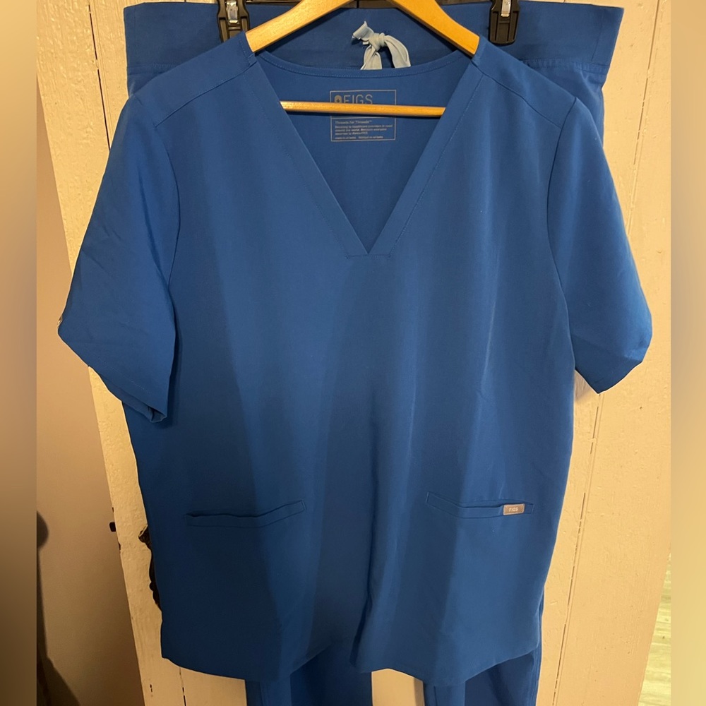 Figs Casma Three-Pocket Scrub Top Royal Blue XXL